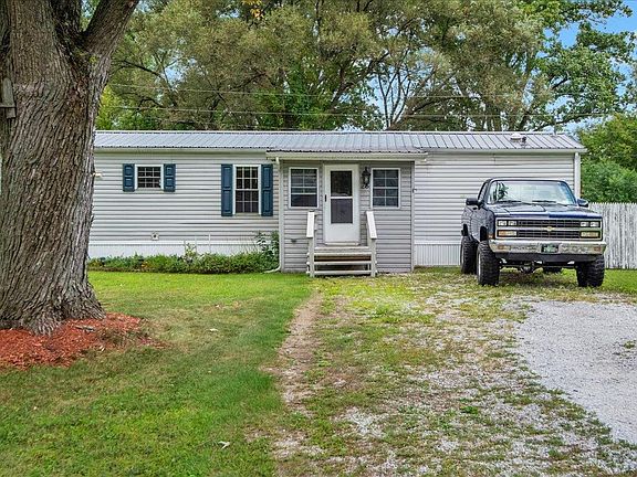 2nd image of 28 Burt Street
