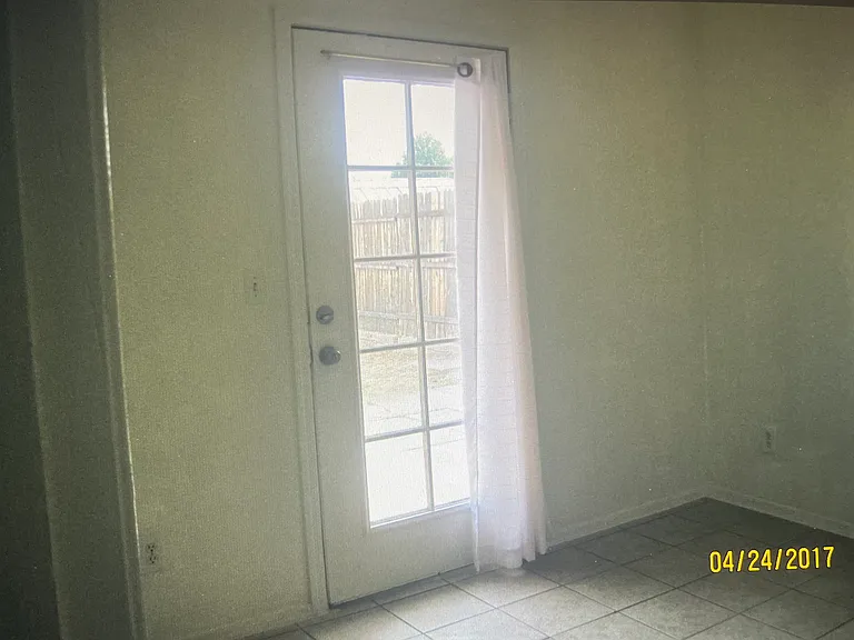 5952 E 22nd St #1 — Photo 11