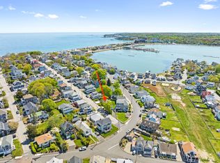 6 Roosevelt Ave, Hull, MA 02045