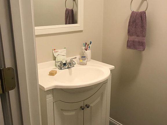 4th image of 234 Rollingwood Dr