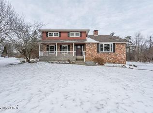 810 Charlton Rd, Ballston Lake, NY 12019
