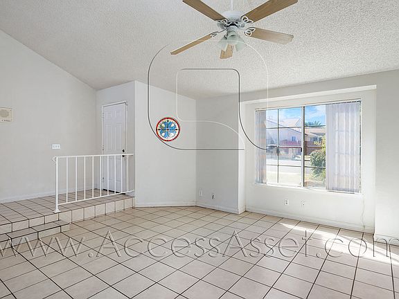 4th image of 44008 Galicia Dr