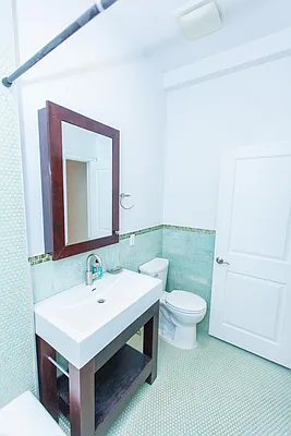 Rented by Voro NYC | media 40