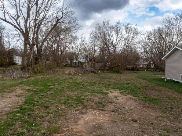 409 Villar St, Fredericktown, MO 63645