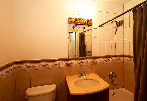 Sold by Mikhail Knova, LREB | media 28