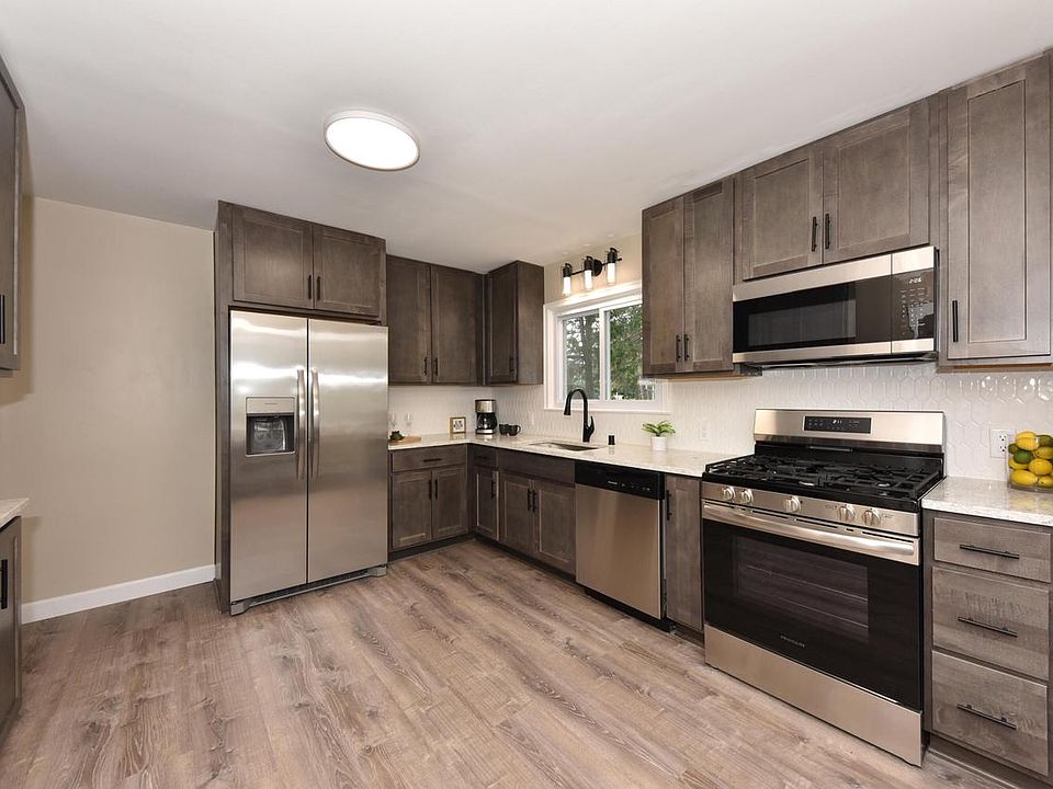 1st image of 4212 W Clinton AVENUE