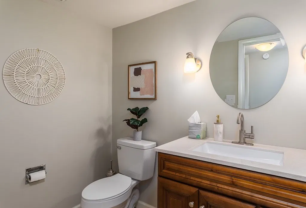 3 bed, 2.5 bath, 1452 sqft, $1,750 — Photo 4