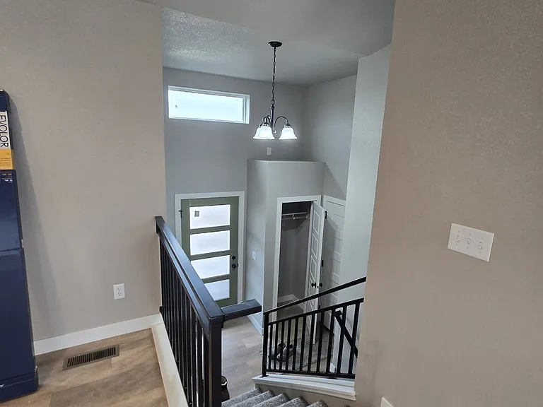 337 Spirit Dr — Photo 4