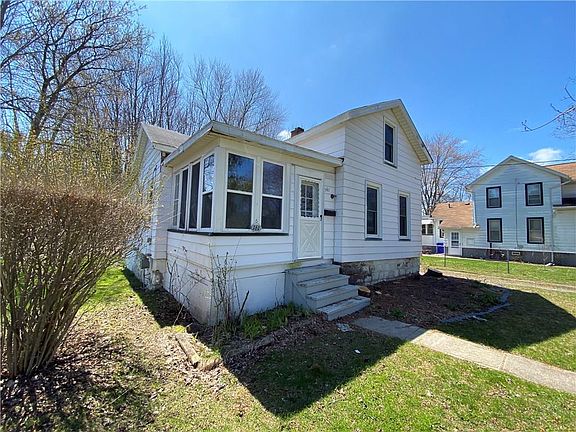 2nd image of 161 West Ave