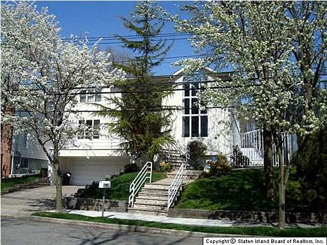 1st image of 491 Barclay Ave