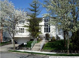 491 Barclay Ave, Staten Island, NY 10312