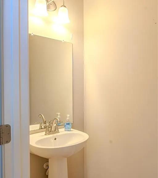 8040 Scenic Ridge Way — Photo 15