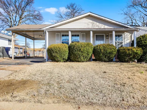 3633 Poepping St, Saint Louis, MO 63125