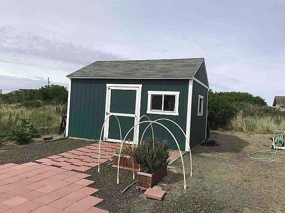3rd image of 1249 Storm King Way