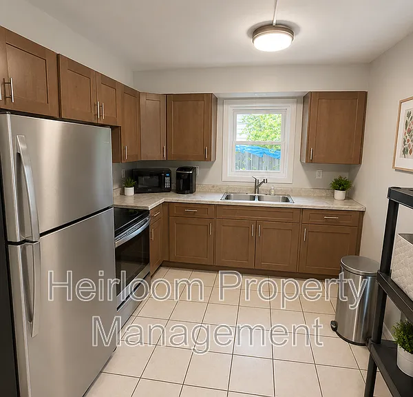 902 N 11th Ave E #1 — Photo 9