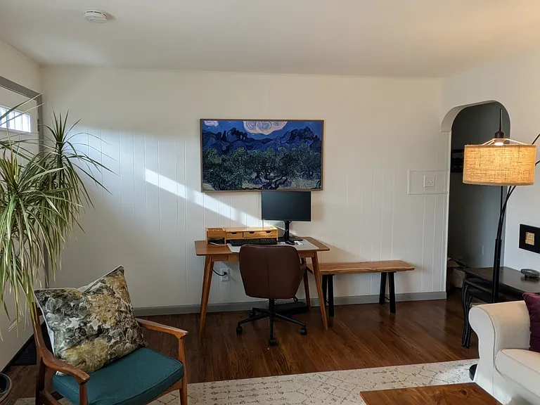 751 Lawrence Blvd — Photo 9