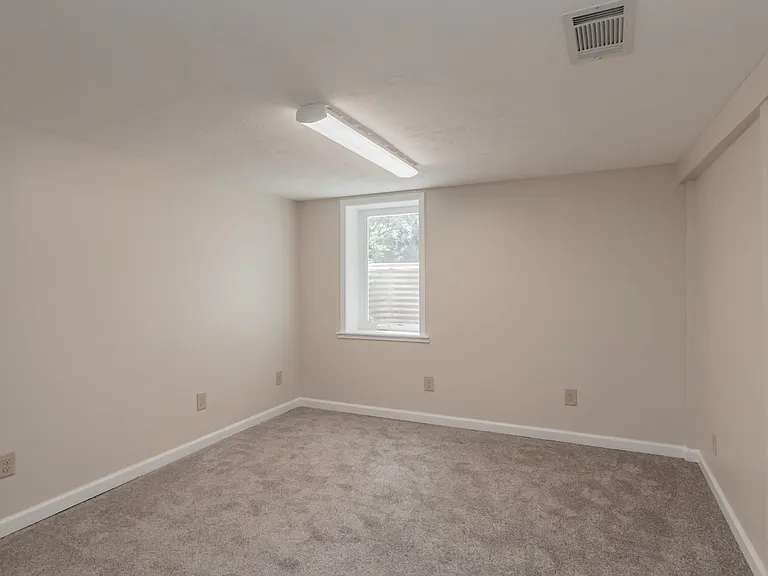 5620 Adams St — Photo 19