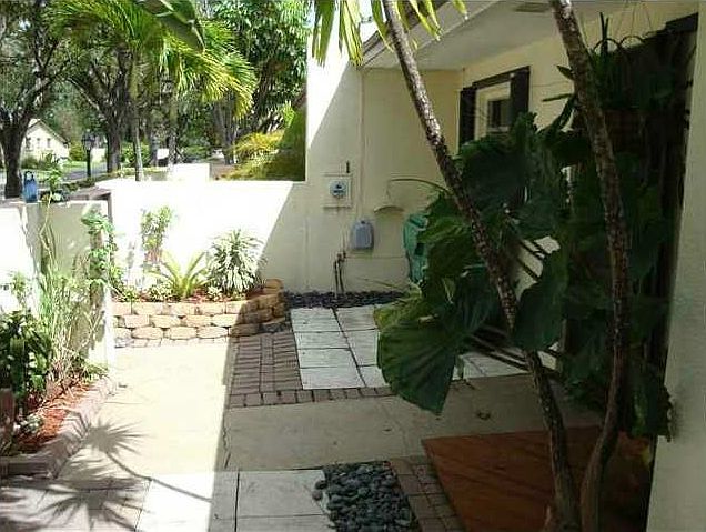 1st image of 13820 Kendale Lakes Dr