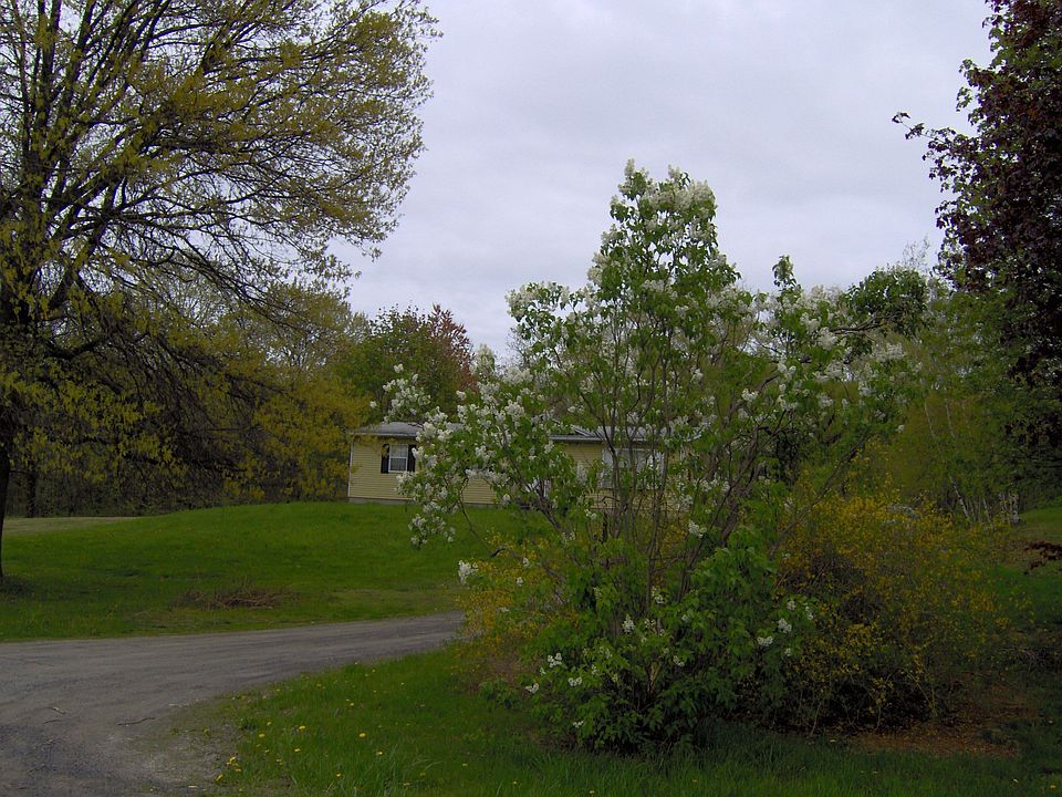 1st image of 411 Orchard Dr