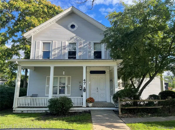 47 Pope St, Lapeer, MI 48446