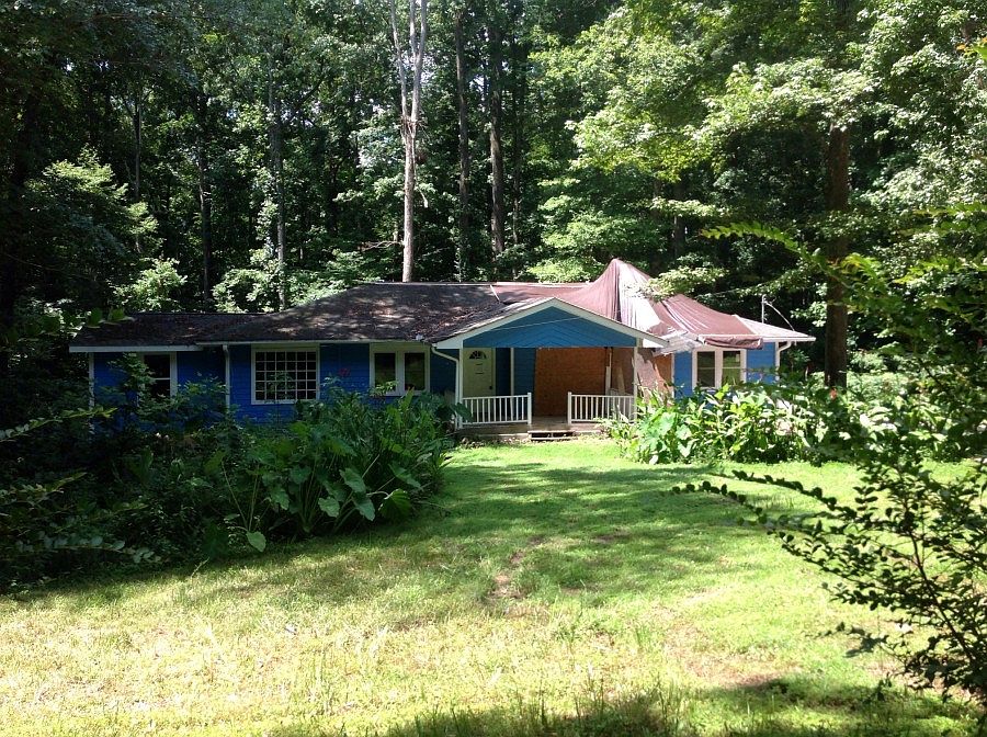 1st image of 795 Johnston Oak Ln NW
