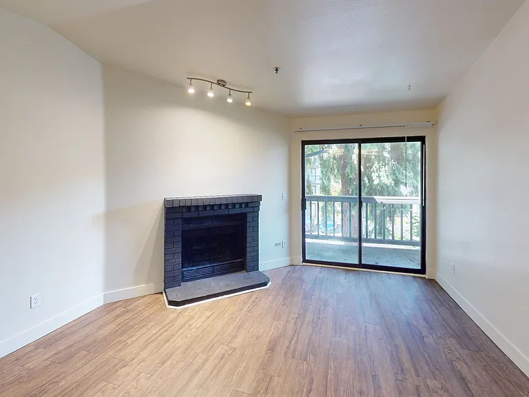 Crown Pointe — Photo 88