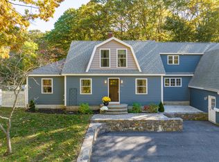 526 Mitchell Rd, Cape Elizabeth, ME 04107