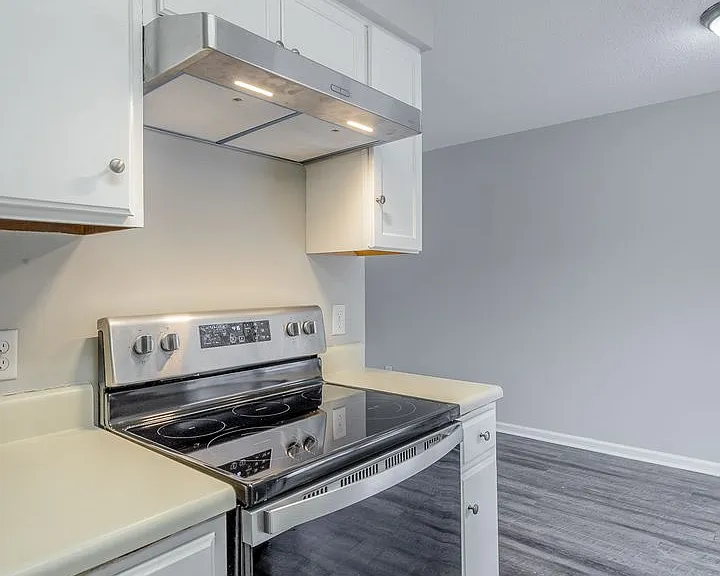 Amberwood Chalet: Modern Comfort in Chattanooga — Photo 35