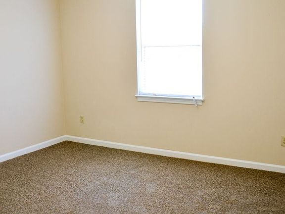 3rd image of 131 Bright St APT 4