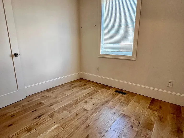 1524 S Ringgold St — Photo 11