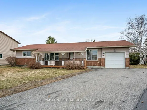 504 Quart Ct, North Dundas, ON K0C 2K0