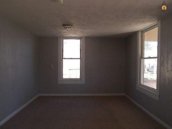 3rd image of 324 S Lead St