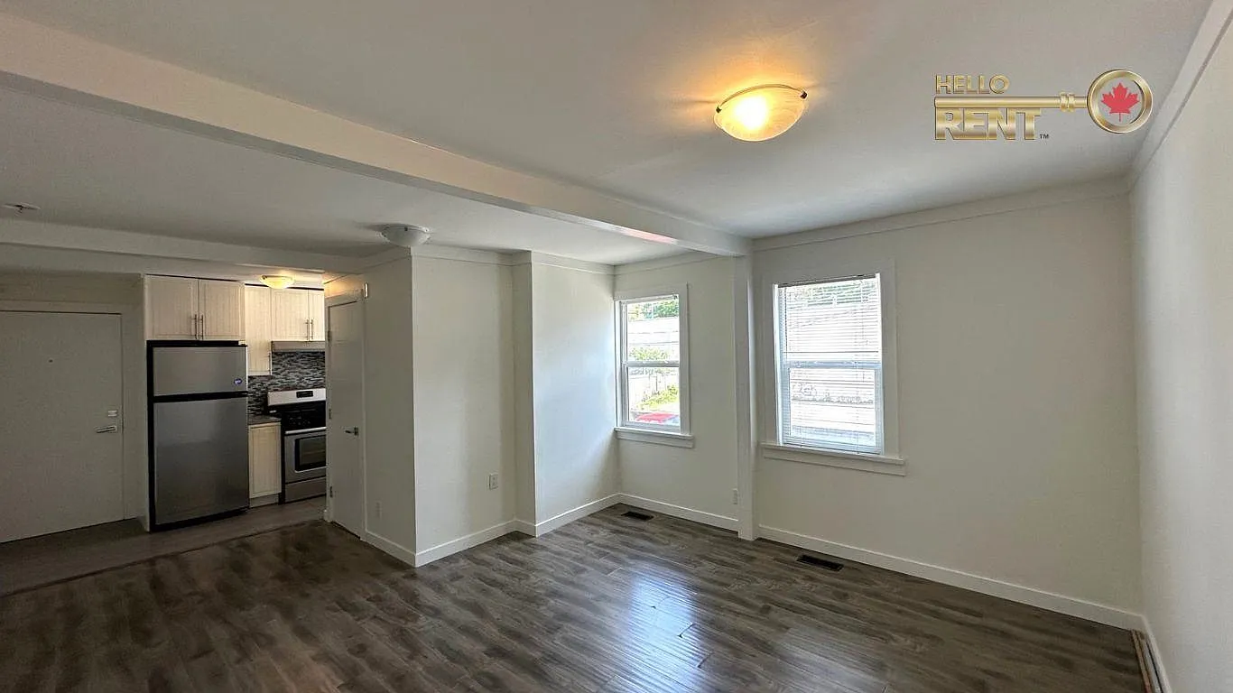 Studio, 375 sqft, $1,690 — Photo 1