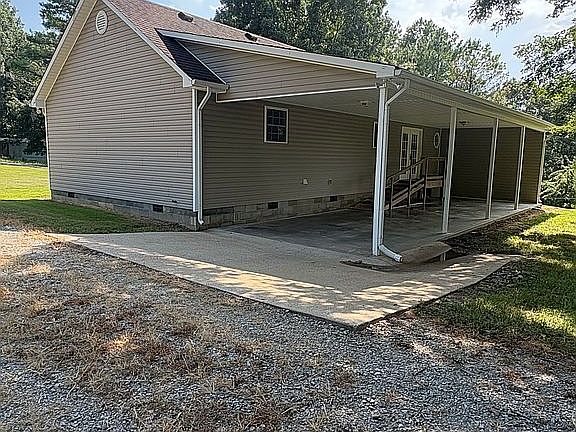 3rd image of 212 Ramah Rd