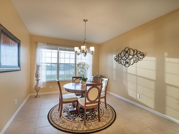 4th image of 212 Abernathy Cir SE