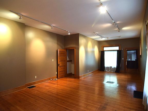 2nd image of 1223 N New Jersey St