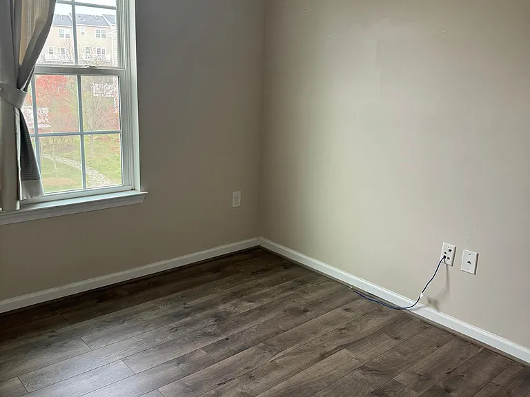 304 Susan Cir — Photo 24