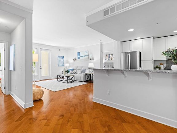 3rd image of 20488 Stevens Creek Blvd APT 2115