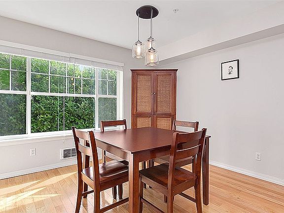 4th image of 1308 6th Ave N APT 102