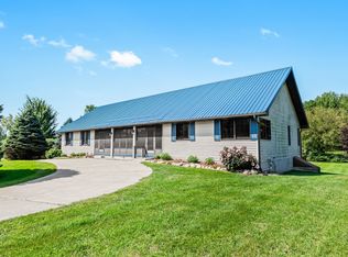 11733 Fleming Rd, Fowlerville, MI 48836