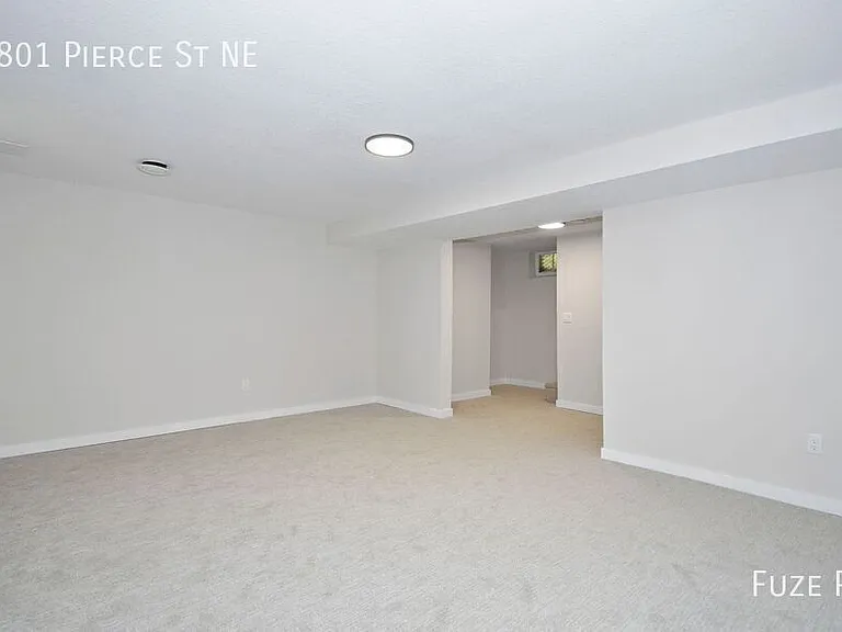 1801 Pierce St NE — Photo 16