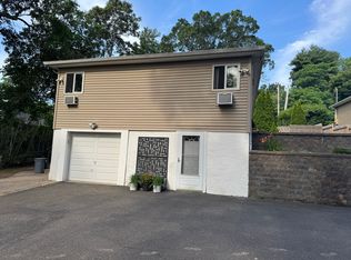 250 Soundview Rd #2, Huntington, NY 11743