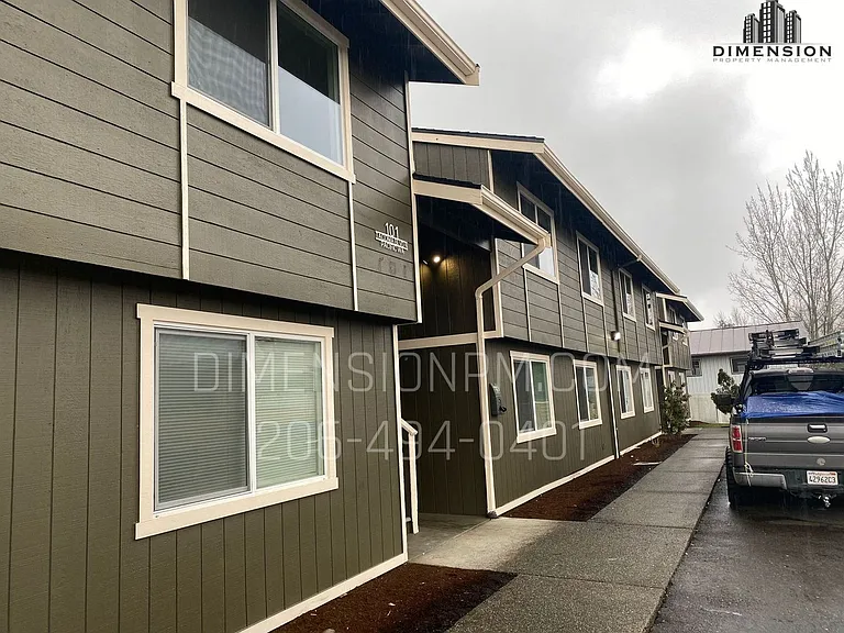 Apartment in Pacific! Easy to book Self Tours! — Photo 8