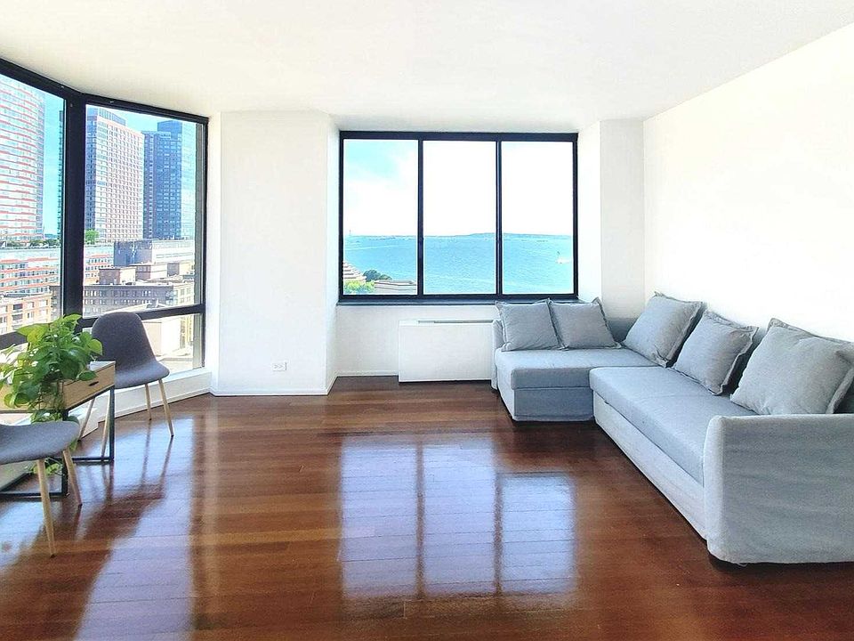 1st image of 380 Rector Pl APT 16DE