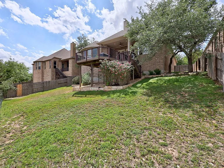 366 Mirafield Ln — Photo 34