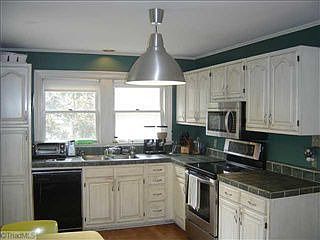 4th image of 407 Mayflower Dr
