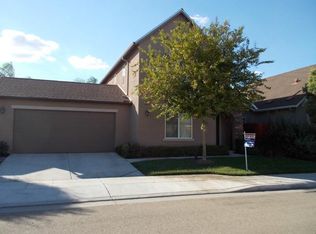 574 S Renn Ave, Fresno, CA 93727