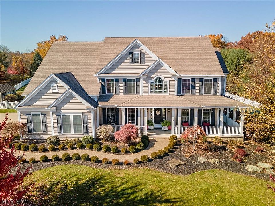 1st image of 395 Leighfield Ln NE
