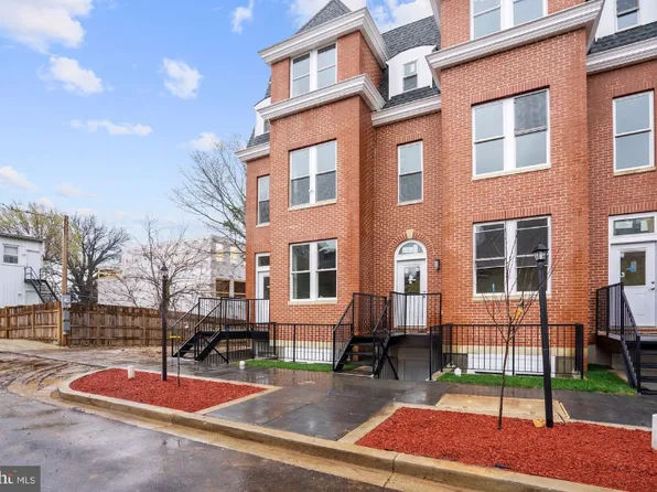1622 26th Pl SE #1, Washington, DC 20020