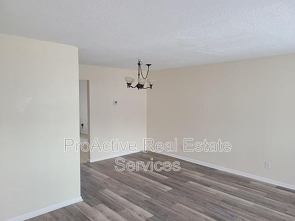 3rd image of 5405 Grand Lake Cres #1